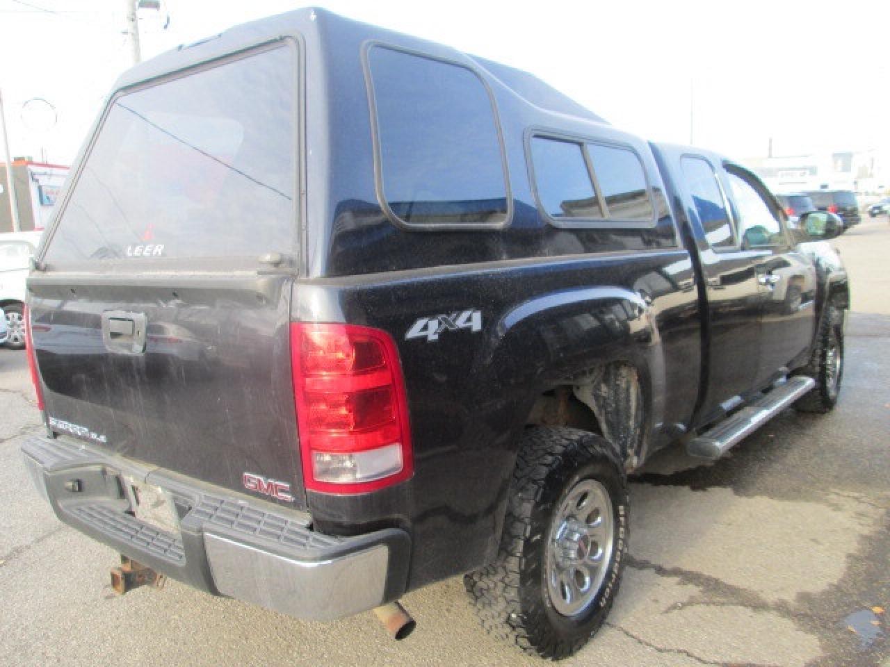 2013 GMC Sierra 1500 4WD Ext Cab 143.5  SLE Photo2