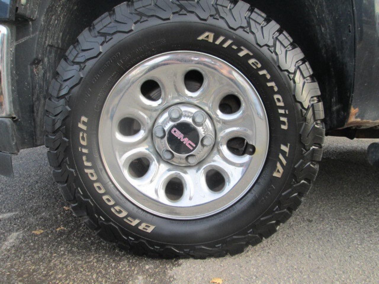 2013 GMC Sierra 1500 4WD Ext Cab 143.5  SLE Photo