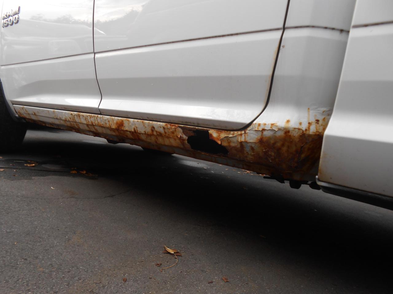 2013 RAM 1500 2WD Quad Cab 140.5  ST AS-IS DEAL Photo2