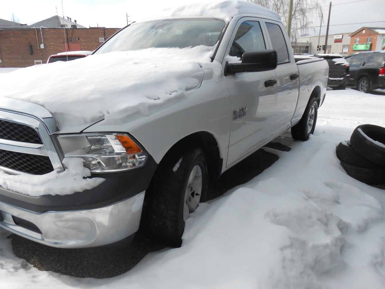 2013 RAM 1500 2WD Quad Cab 140.5  ST PRICE INCLUDES SAFETY Photo4