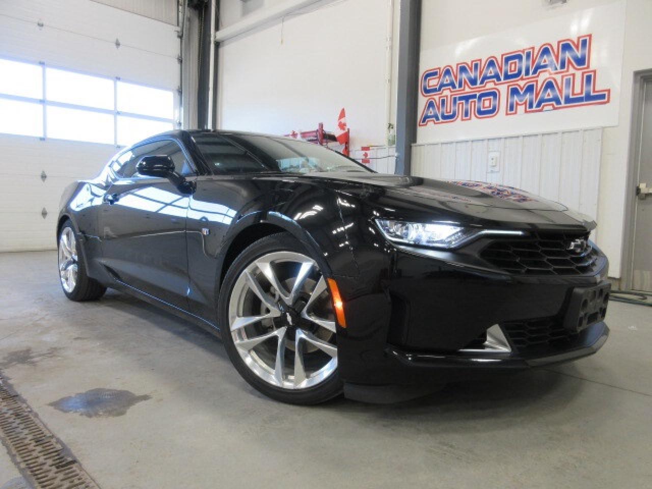 2022 Chevrolet Camaro RS 2LT, MOONROOF, HTD. LEATHER, LOADED, 26K! Photo