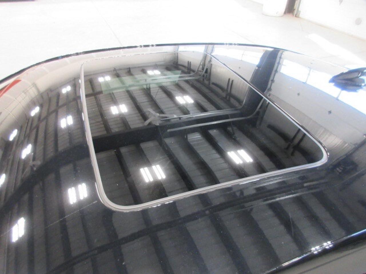 2022 Chevrolet Camaro RS 2LT, MOONROOF, HTD. LEATHER, LOADED, 26K! Photo