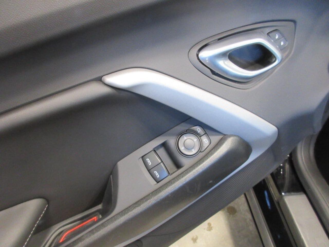 2022 Chevrolet Camaro RS 2LT, MOONROOF, HTD. LEATHER, LOADED, 26K! Photo