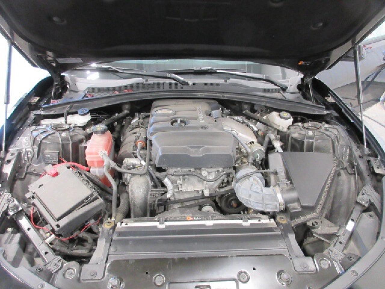 2022 Chevrolet Camaro RS 2LT, MOONROOF, HTD. LEATHER, LOADED, 26K! Photo