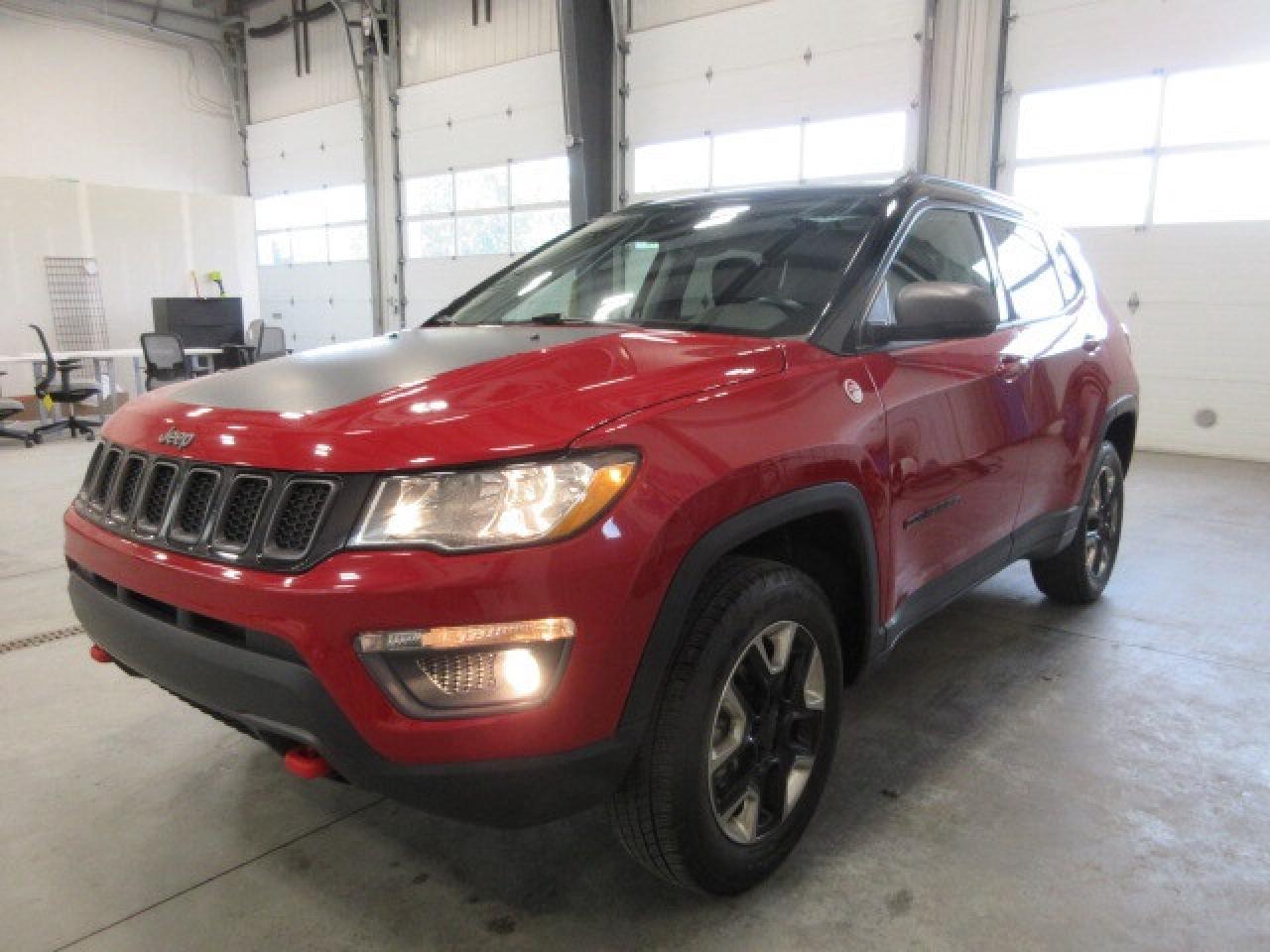 2018 Jeep Compass TRAILHAWK 4X4, HTD. SEATS, PANA ROOF, 52K! Photo