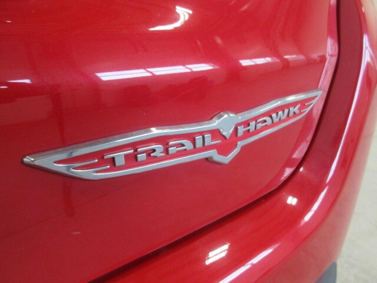 2018 Jeep Compass TRAILHAWK 4X4, HTD. SEATS, PANA ROOF, 52K! Photo