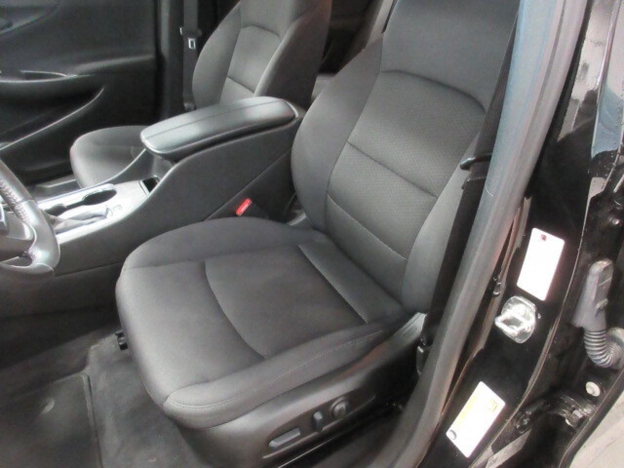 2024 Chevrolet Malibu LT, APPLE/ANDROID, A/C, BT, CAMERA, ALLOYS, 44K! Photo