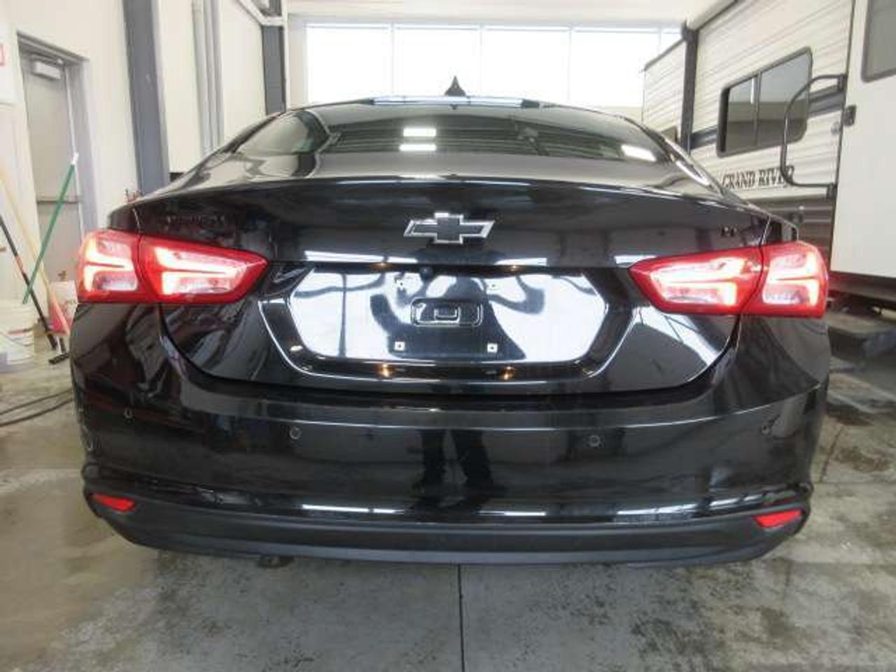 2024 Chevrolet Malibu LT, APPLE/ANDROID, A/C, BT, CAMERA, ALLOYS, 44K! Photo