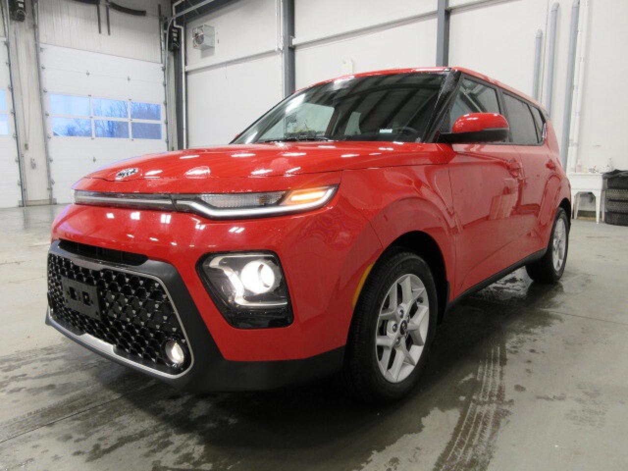 2021 Kia Soul EX, HTD. SEATS, APPLE/ANDROID, BT, ALLOYS, 36K! Photo