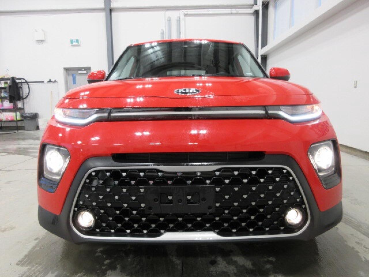2021 Kia Soul EX, HTD. SEATS, APPLE/ANDROID, BT, ALLOYS, 36K! Photo2