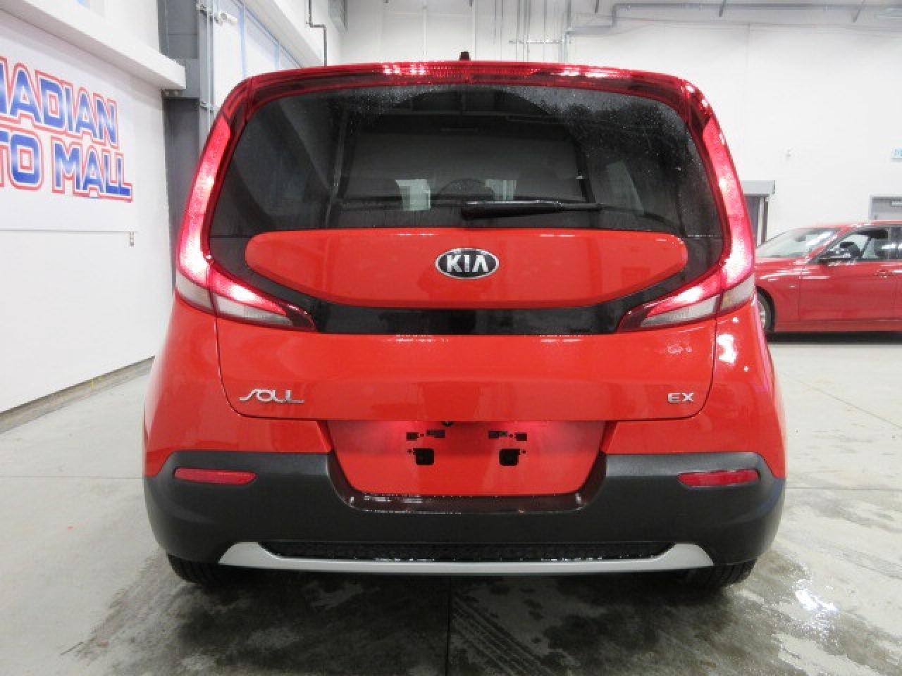 2021 Kia Soul EX, HTD. SEATS, APPLE/ANDROID, BT, ALLOYS, 36K! Photo
