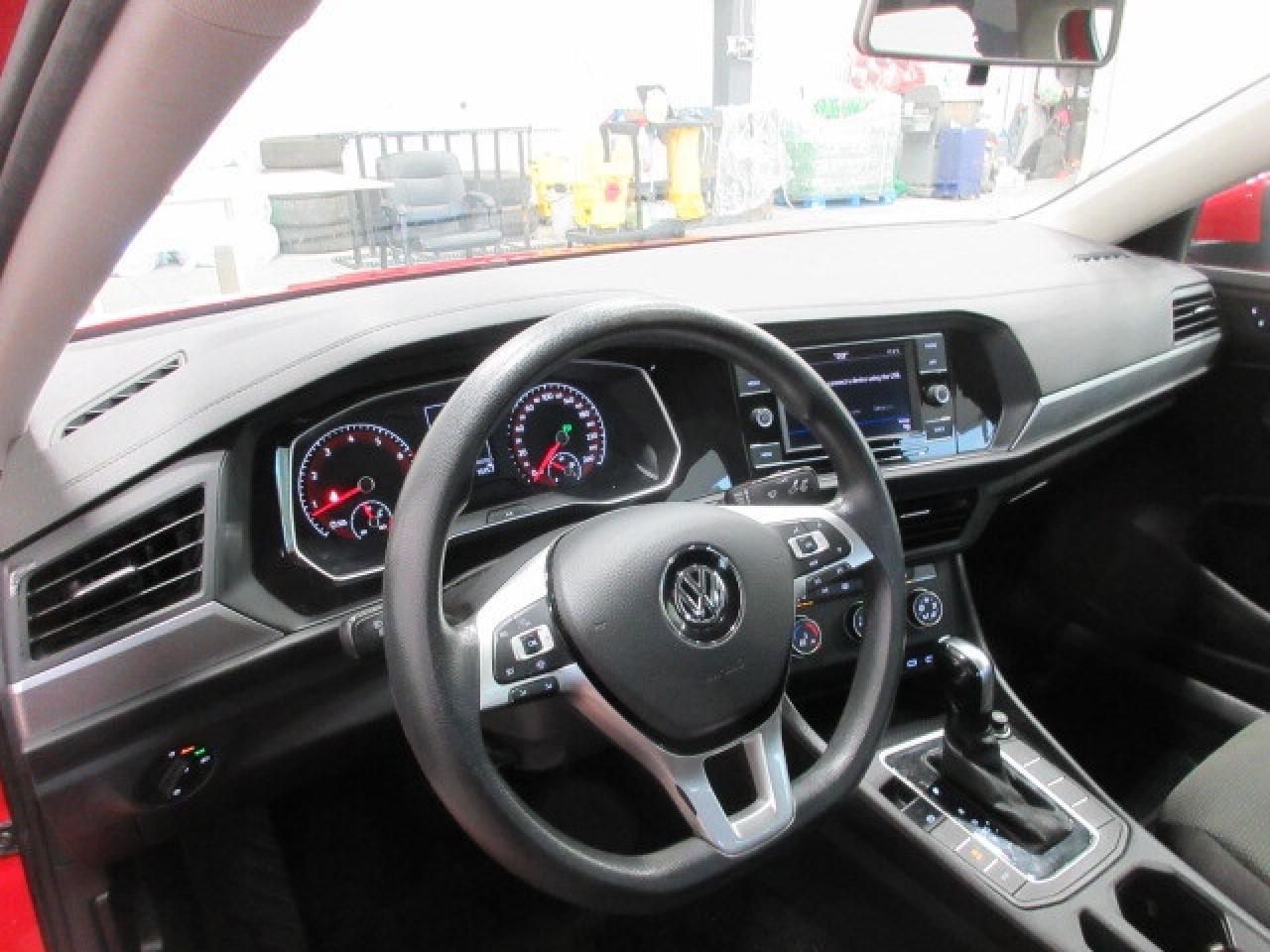 2020 Volkswagen Jetta COMFORTLINE, AUTO, A/C, APPLE/ANDROID, 140K! Photo