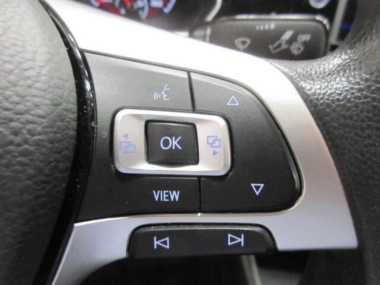 2020 Volkswagen Jetta COMFORTLINE, AUTO, A/C, APPLE/ANDROID, 140K! Photo