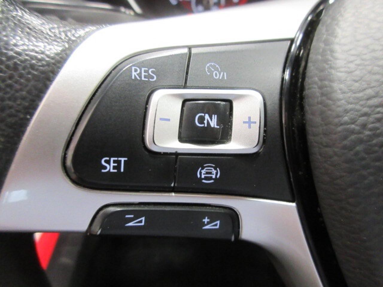 2020 Volkswagen Jetta COMFORTLINE, AUTO, A/C, APPLE/ANDROID, 140K! Photo