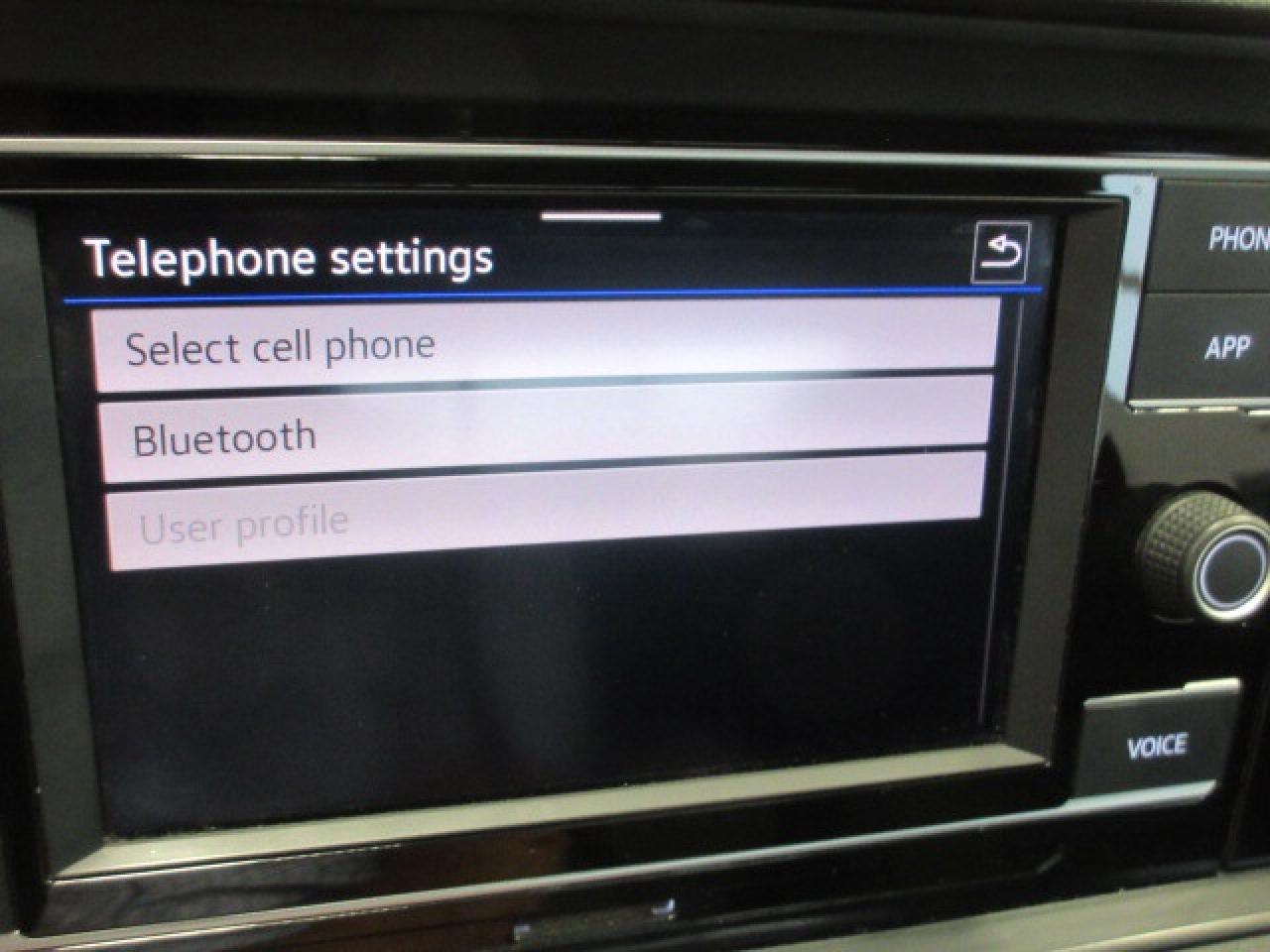 2020 Volkswagen Jetta COMFORTLINE, AUTO, A/C, APPLE/ANDROID, 140K! Photo