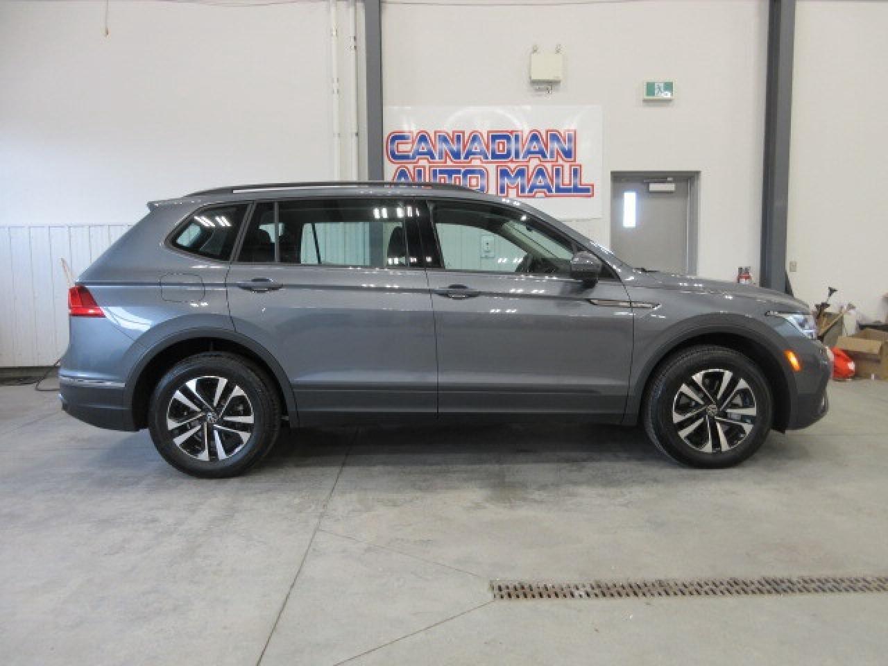 2024 Volkswagen Tiguan 4MOTION, HTD. SEATS, APPLE/ANDROID, JUST 7K! Photo