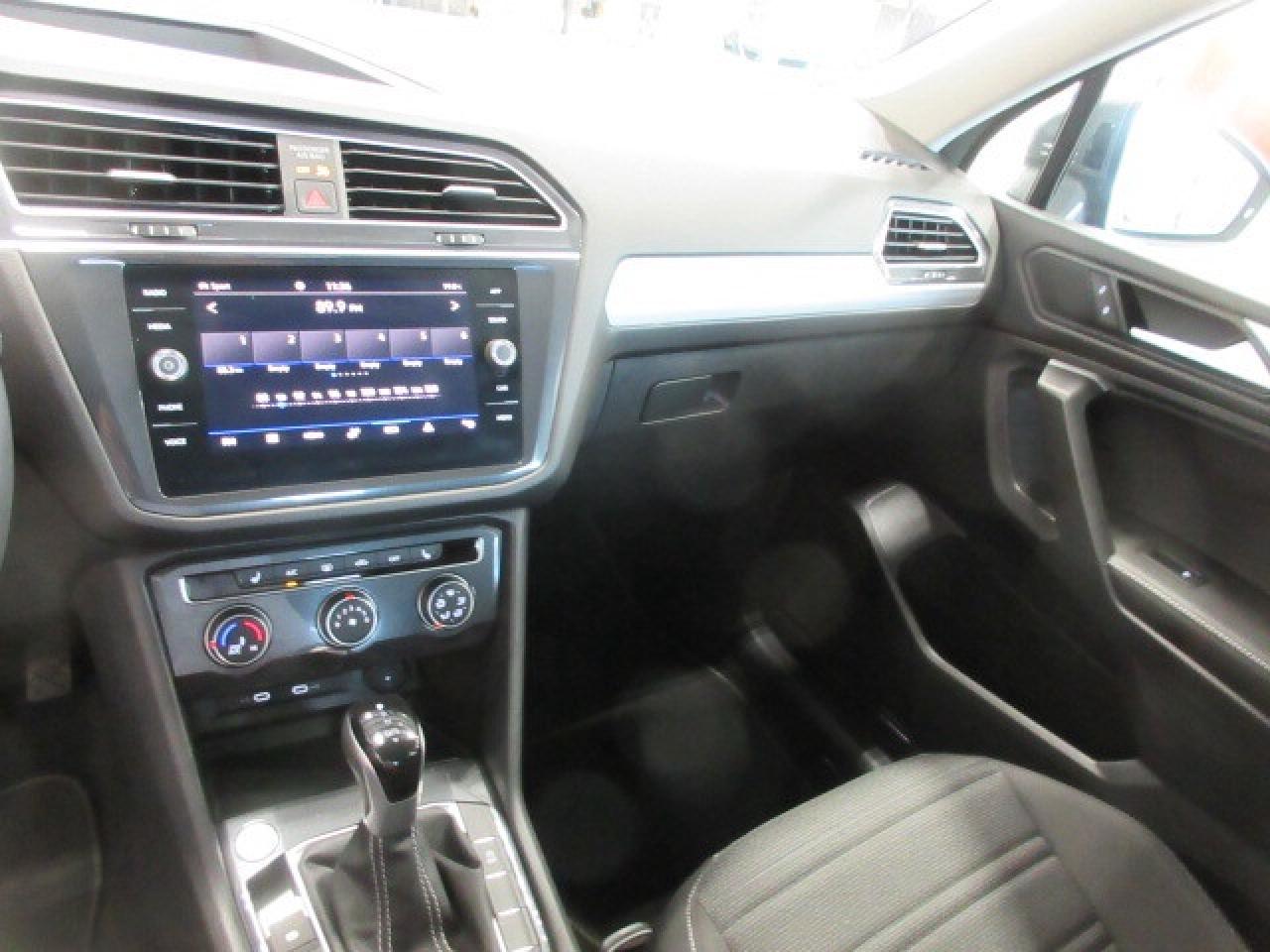 2024 Volkswagen Tiguan 4MOTION, HTD. SEATS, APPLE/ANDROID, JUST 7K! Photo