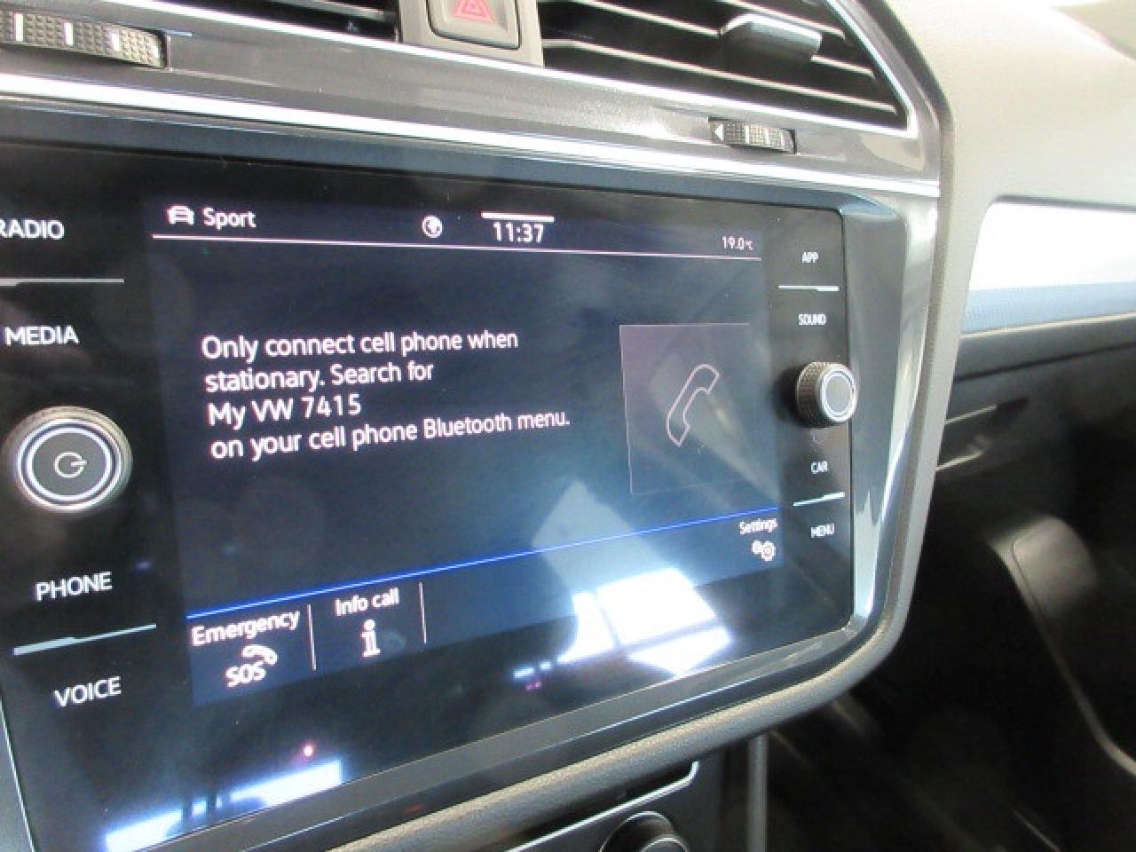 2024 Volkswagen Tiguan 4MOTION, HTD. SEATS, APPLE/ANDROID, JUST 7K! Photo