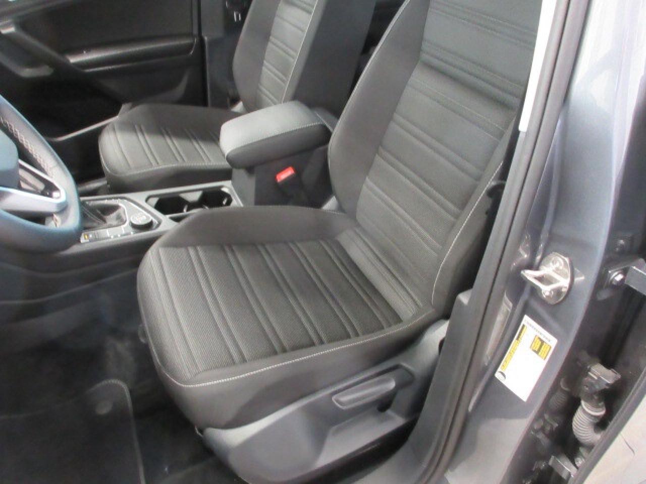 2024 Volkswagen Tiguan 4MOTION, HTD. SEATS, APPLE/ANDROID, JUST 7K! Photo