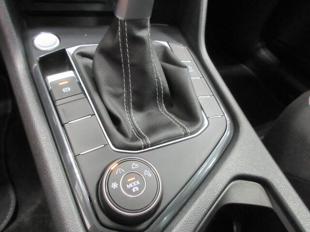 2024 Volkswagen Tiguan 4MOTION, HTD. SEATS, APPLE/ANDROID, JUST 7K! Photo