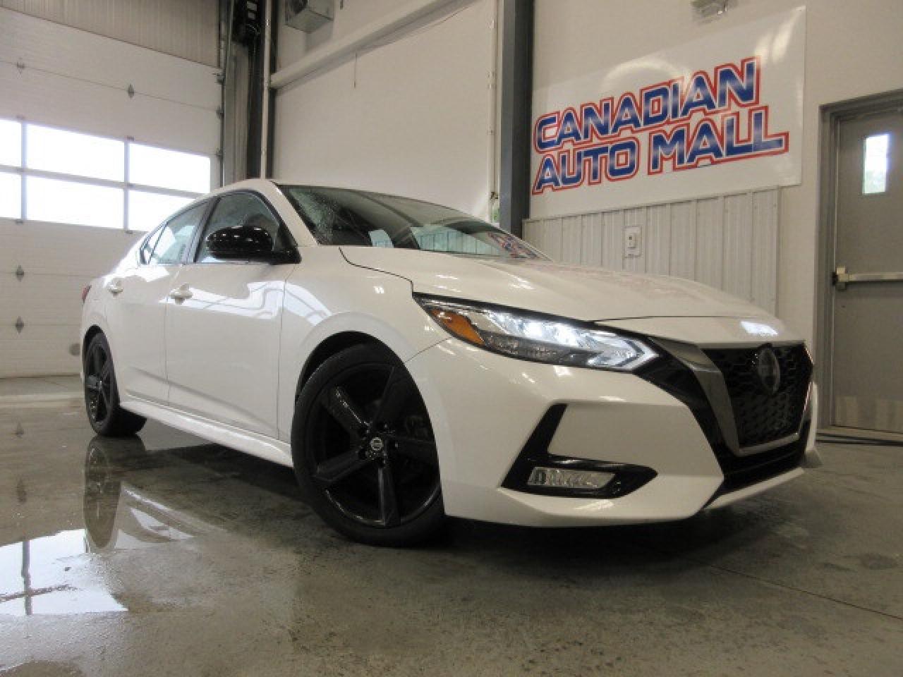 2021 Nissan Sentra SR MANUAL, ROOF, HTD. SEATS, APPLE/ANDROID, 96K! Photo