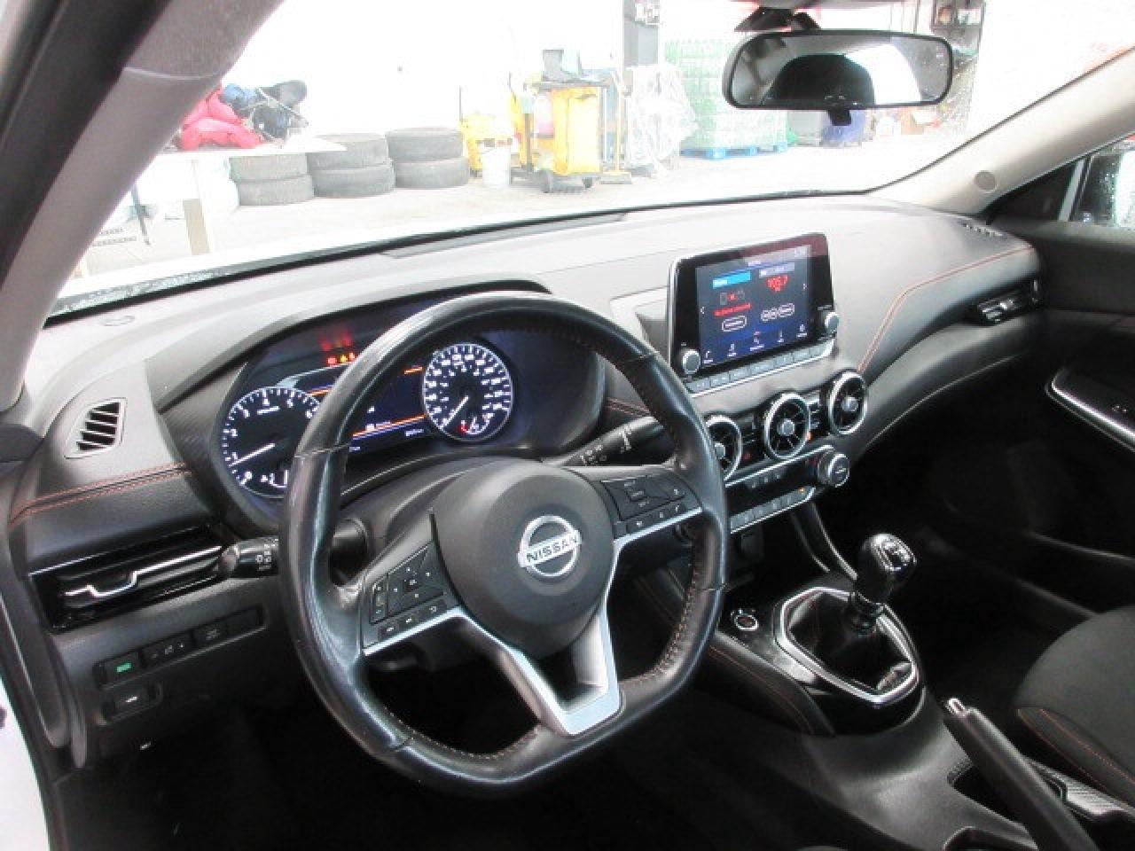 2021 Nissan Sentra SR MANUAL, ROOF, HTD. SEATS, APPLE/ANDROID, 96K! Photo