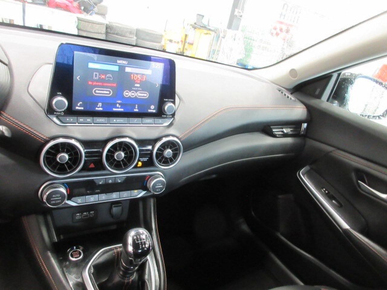 2021 Nissan Sentra SR MANUAL, ROOF, HTD. SEATS, APPLE/ANDROID, 96K! Photo