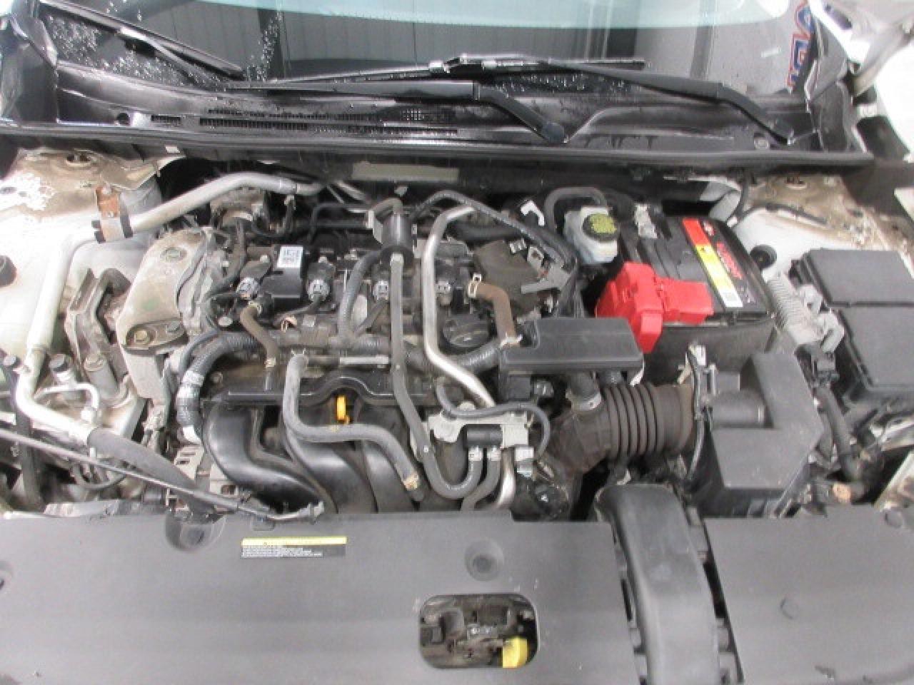 2021 Nissan Sentra SR MANUAL, ROOF, HTD. SEATS, APPLE/ANDROID, 96K! Photo