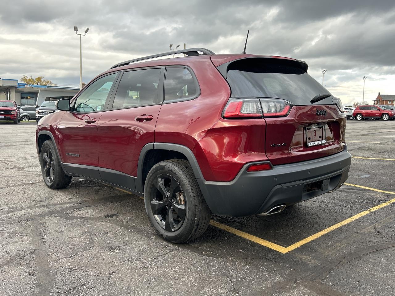 2019 Jeep Cherokee 3.2L V6 HEATED SEATS ONE OWNER Photo