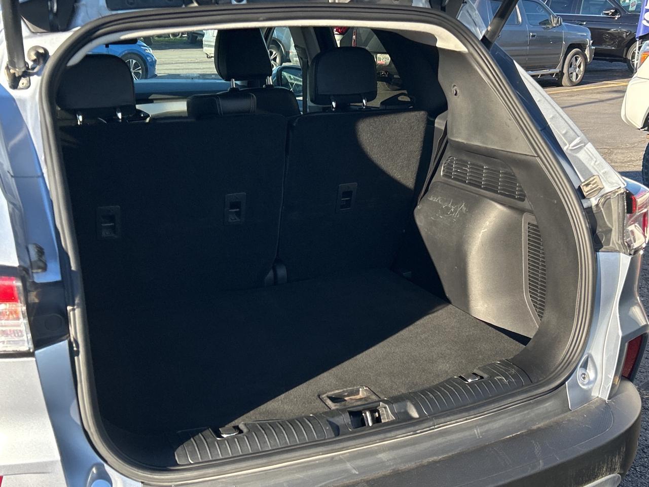 2022 Ford Escape SEL FWD 1.5L ADAPTIVE CRUISE ACTIVE X SEATING Photo