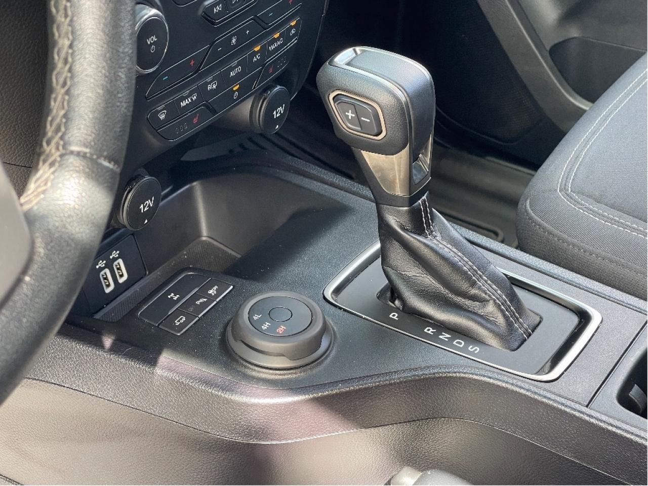 2023 Ford Ranger XLT 2.3L SPORT ADAPTIVE CRUISE LOW KMS TECH PKG Photo