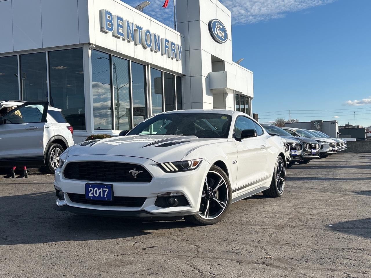2017 Ford Mustang GT PREMIUM 5.0L MANUAL CALIFORNIA SPECIAL PKG Photo