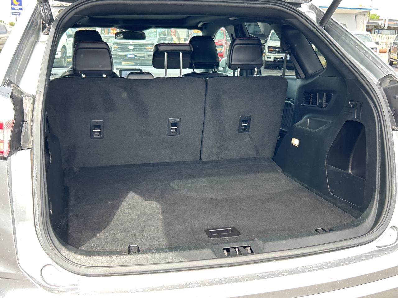 2022 Ford Edge ST Line AWD 2.0L ADAPTIVE CRUISE ACTIVEX SEATING Photo