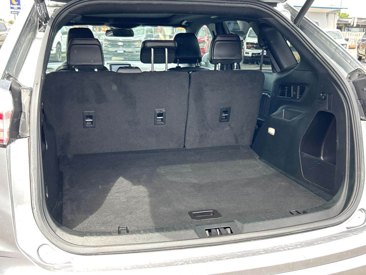 2022 Ford Edge ST Line AWD 2.0L ADAPTIVE CRUISE ACTIVEX SEATING Photo