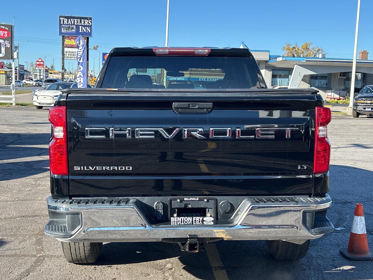 2021 Chevrolet Silverado 1500 LT 5.3 CREW PWR SEAT HEATED SEAT TONNEAU COVER Photo