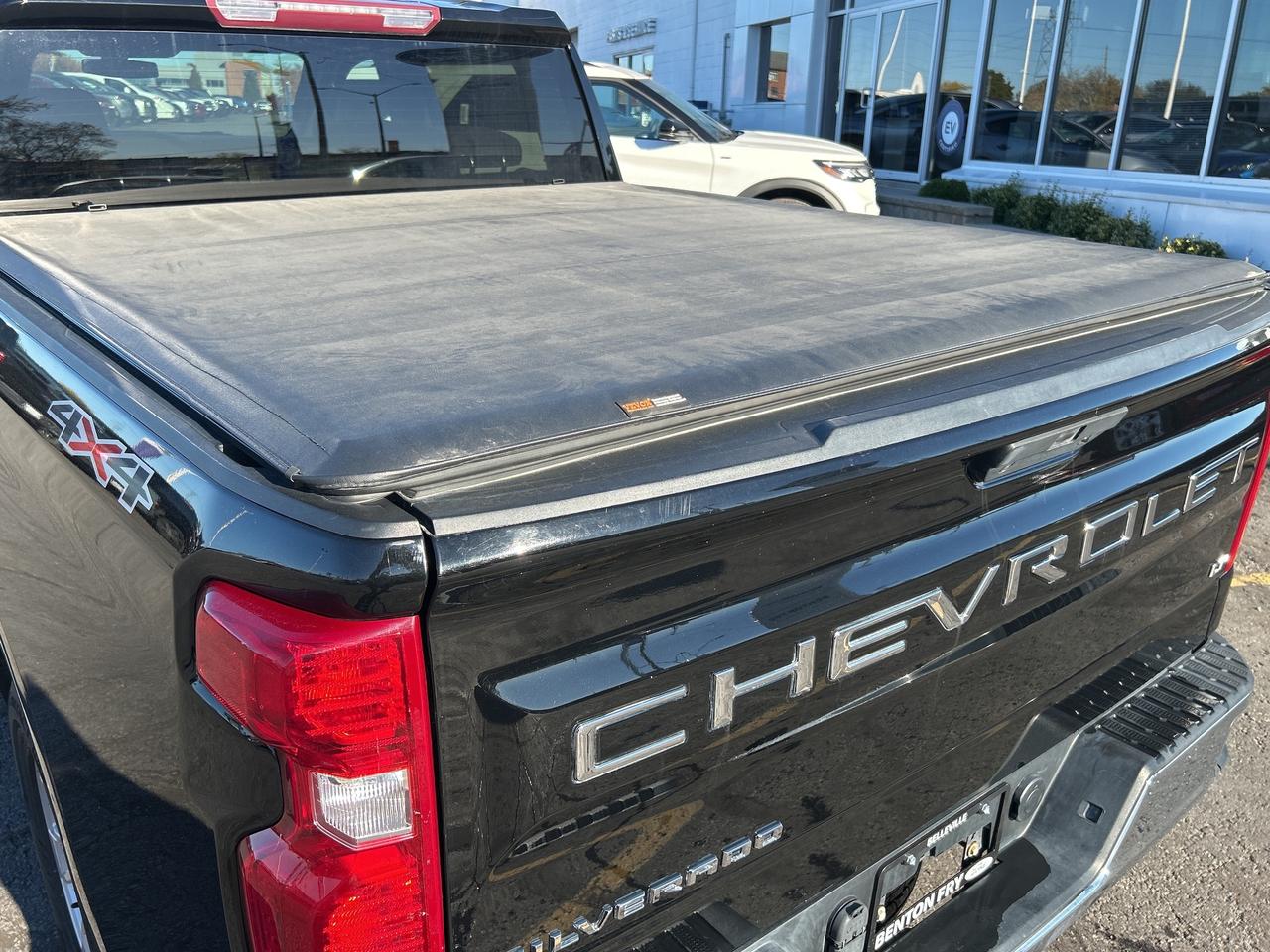 2021 Chevrolet Silverado 1500 LT 5.3 CREW PWR SEAT HEATED SEAT TONNEAU COVER Photo