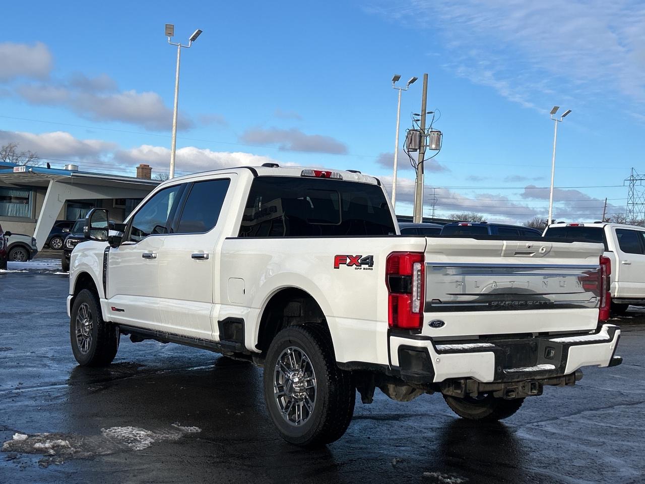 2025 Ford F-250 PLATINUM 6.7L HI-OUTPUT DIESEL FX4 PLAT PLUS PKG Photo2