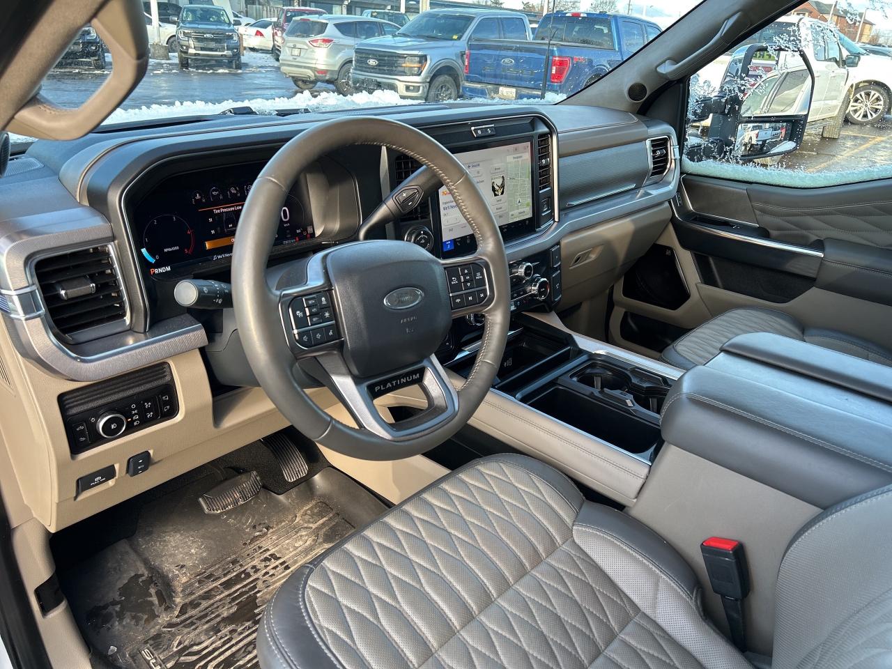 2025 Ford F-250 PLATINUM 6.7L HI-OUTPUT DIESEL FX4 PLAT PLUS PKG Photo