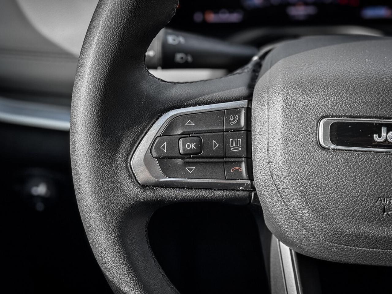 2024 Jeep Compass Limited   HEATED/VENTED LEATHER   ELITE EXTERIOR G Photo