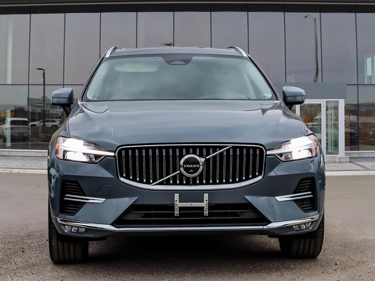 2023 Volvo XC60 Plus Bright Theme Photo