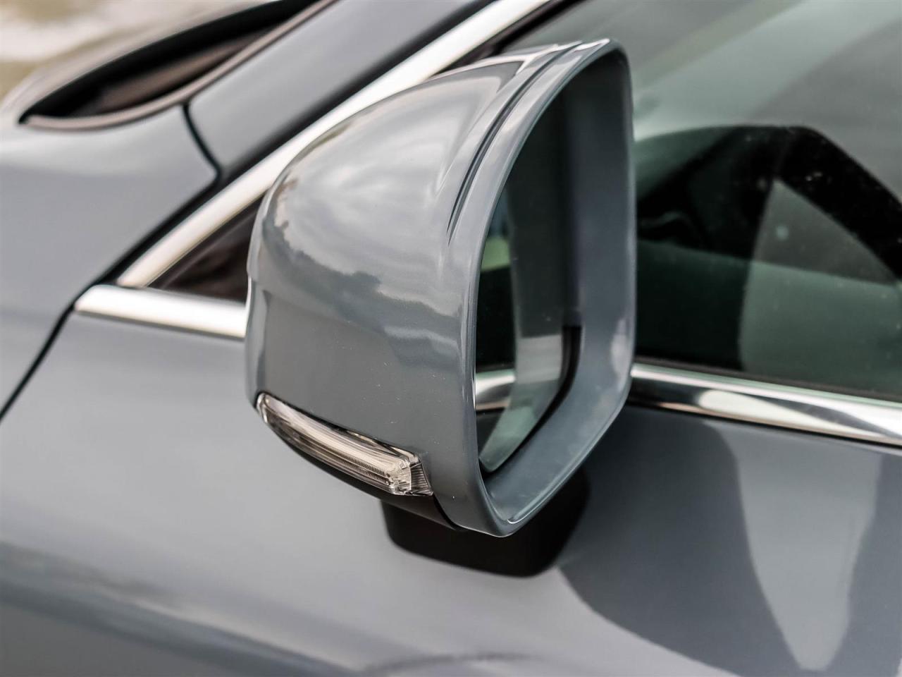 2023 Volvo XC60 Plus Bright Theme Photo