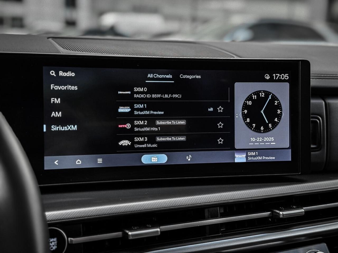 2025 Hyundai Santa Fe XRT   AWD   HEATED SEATS   CARPLAY   BLINDSPOT   L Photo