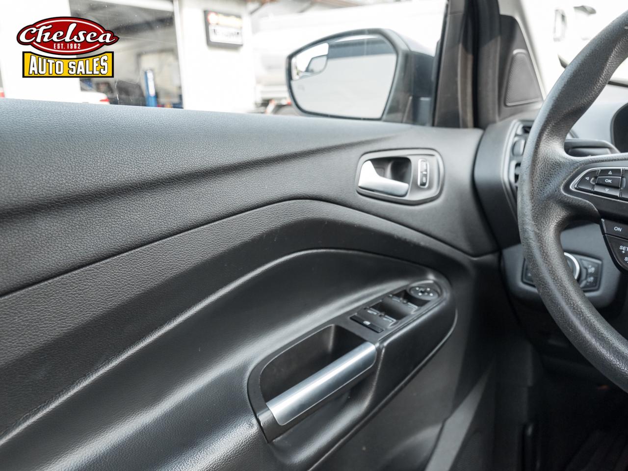 2019 Ford Escape SE 4WD Photo