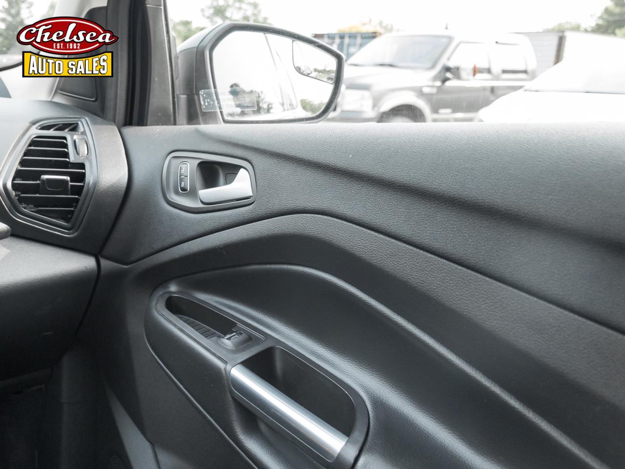 2019 Ford Escape SE 4WD Photo