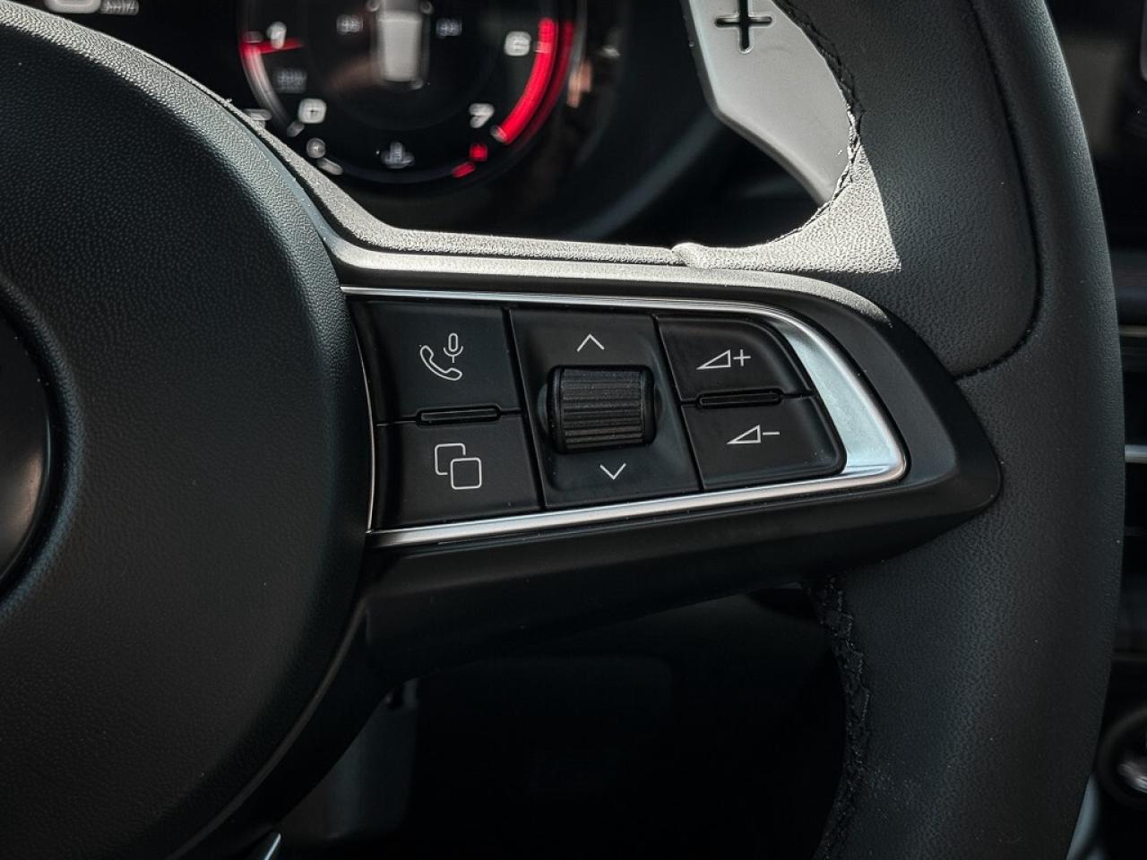 2024 Dodge Hornet PHEV R/T   BLACKTOP PKG   HEATED SEATS Photo