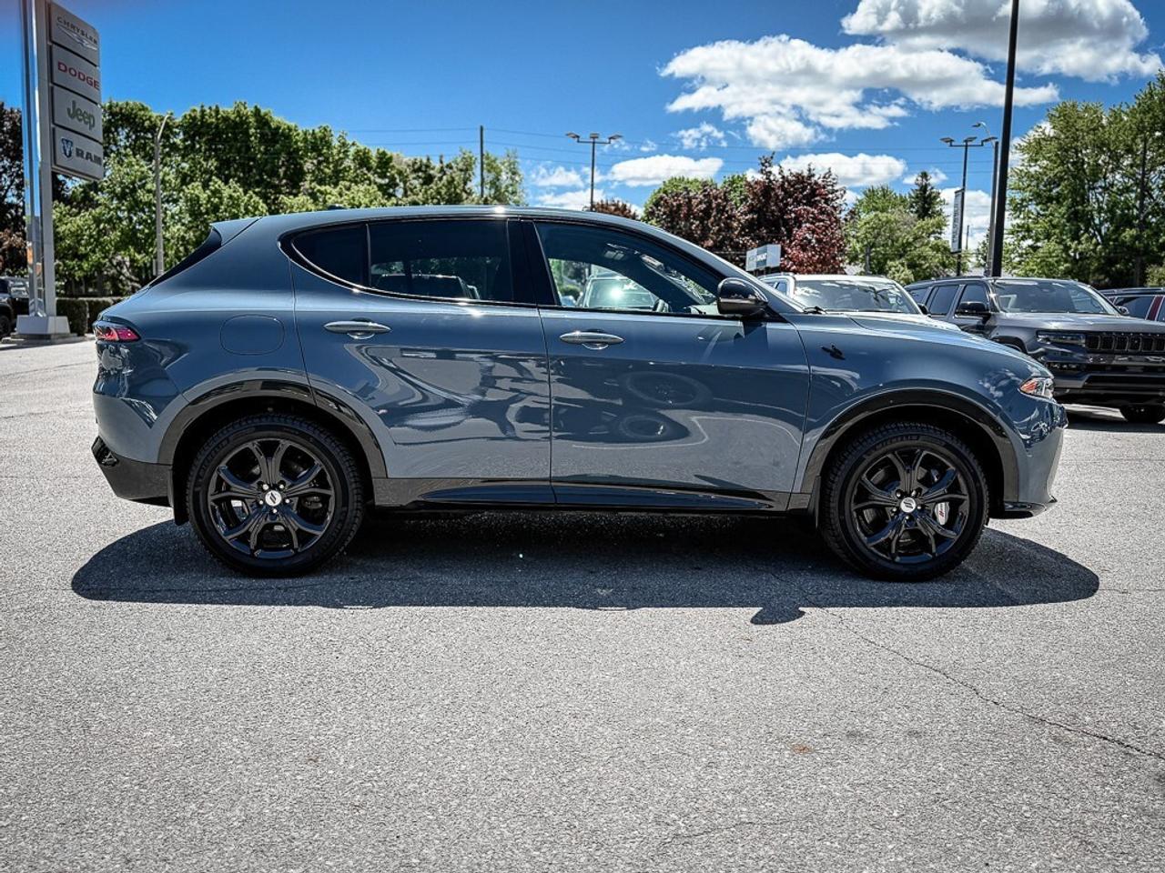 2024 Dodge Hornet PHEV R/T   R/T BLACKTOP PKG   HEATED SEATS   CARPLAY Photo3