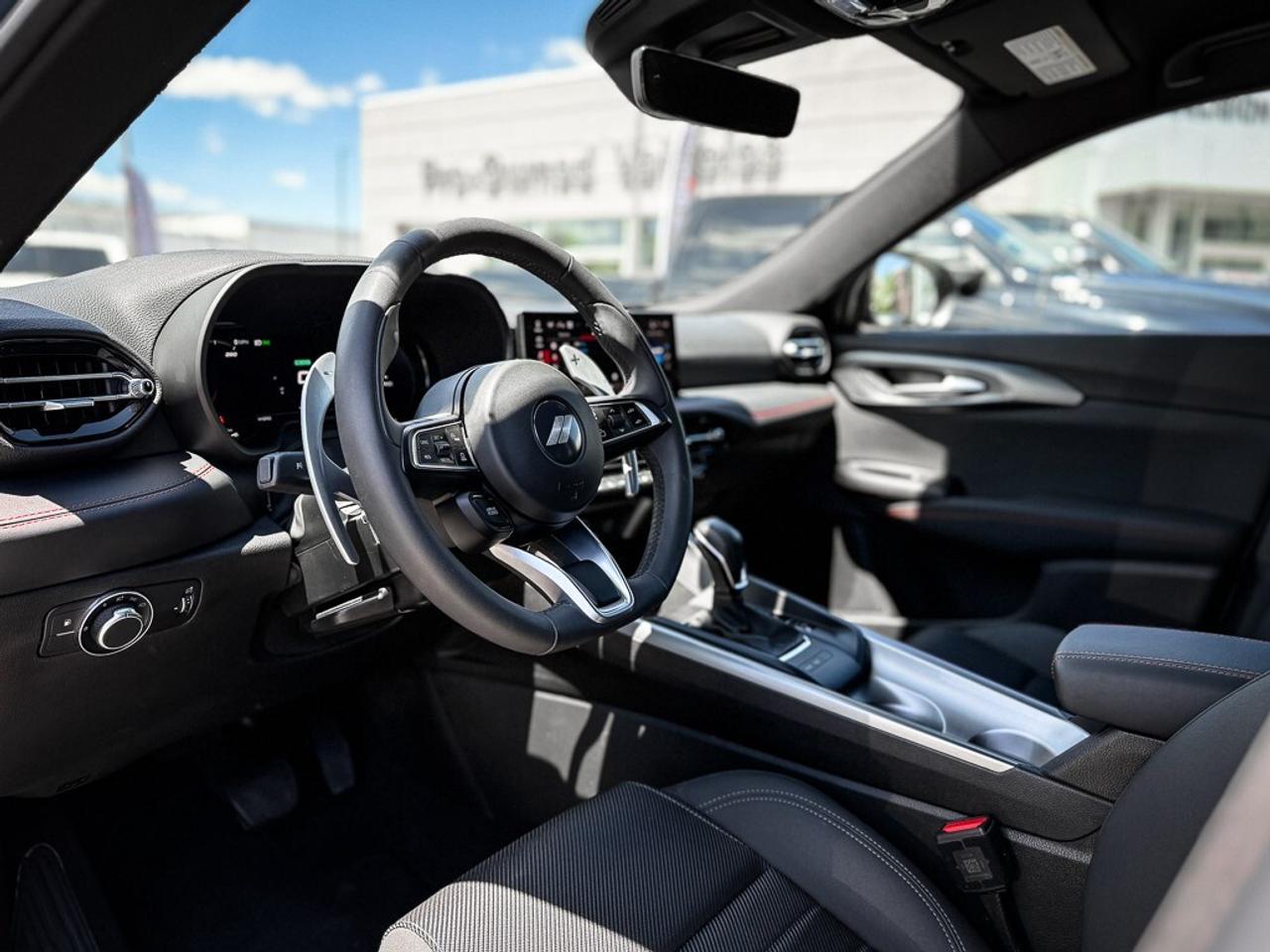 2024 Dodge Hornet PHEV R/T   R/T BLACKTOP PKG   HEATED SEATS   CARPLAY Photo