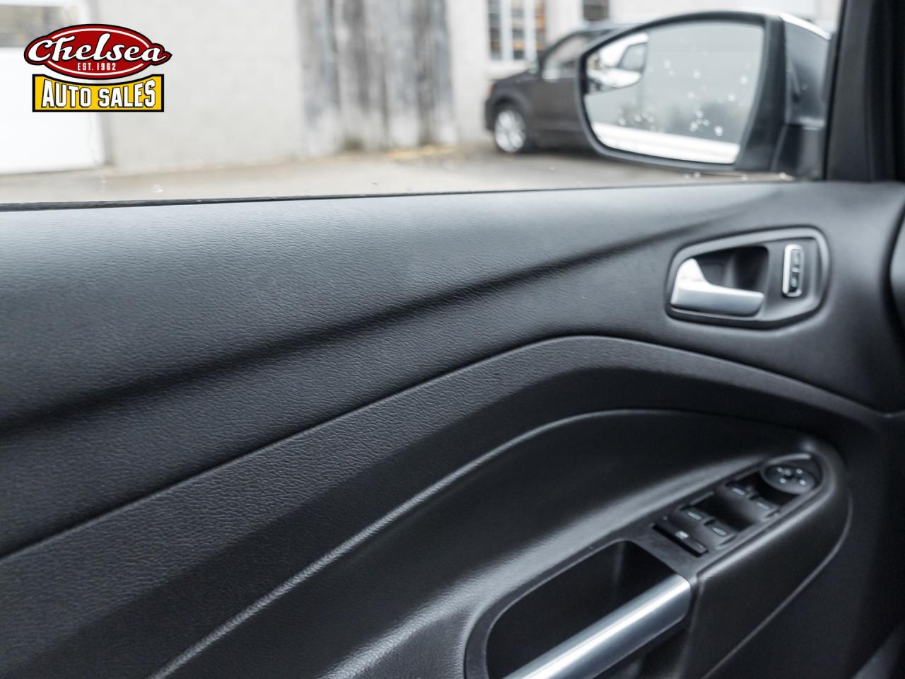 2015 Ford Escape SE 4WD Photo