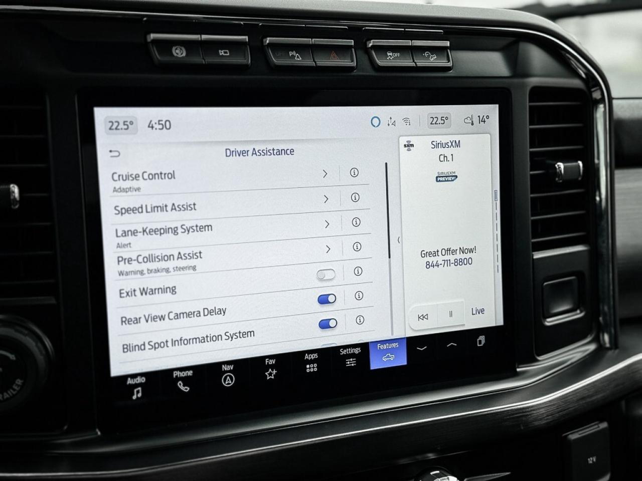 2024 Ford F-250 Lariat   ULTIMATE PKG   BLACK APPEARANCE PKG   PAN Photo