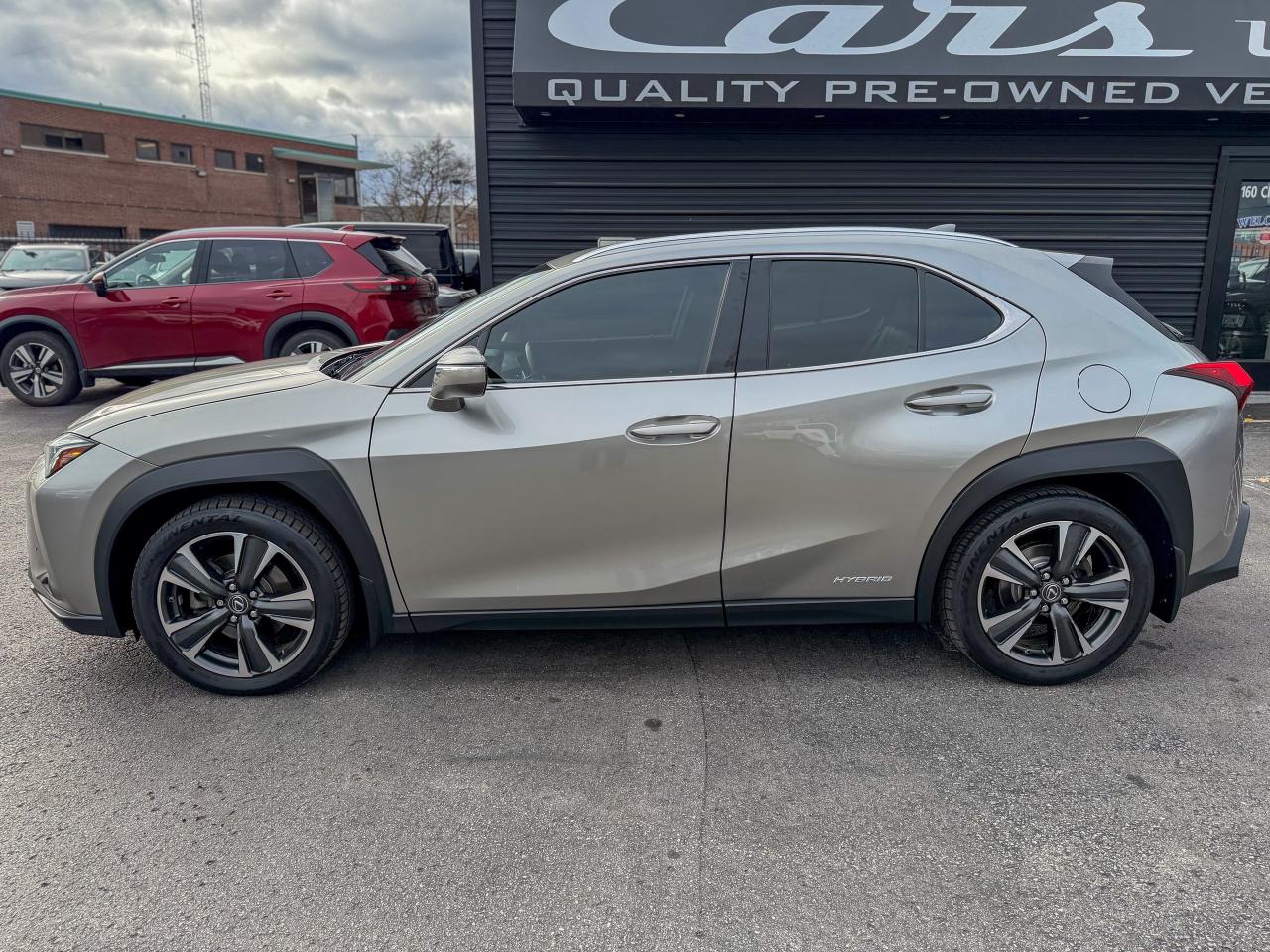 2019 Lexus UX UX 250H/HYBRID-LUXURY/NAVI/HUD/BSM/ACC/LDA/ROOF Photo